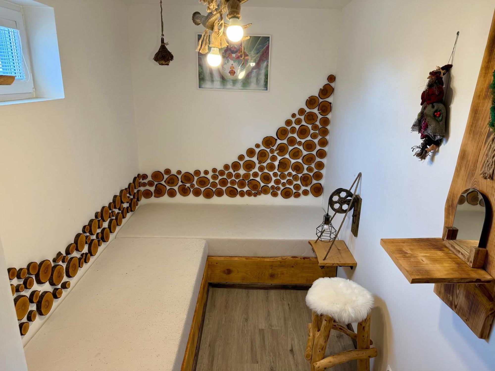 Apartmany Apollo Михаловце Екстериор снимка